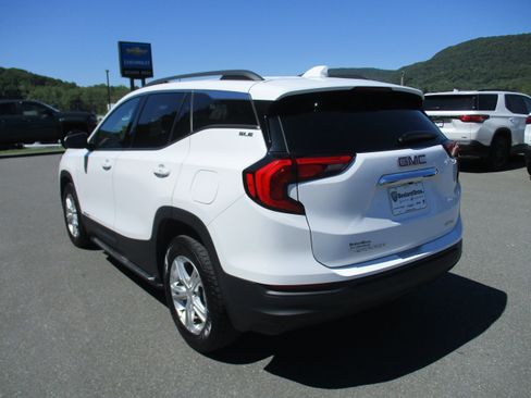 Certified 2020 GMC Terrain SLE w/ Driver Convenience Package AWD/4WD image 7