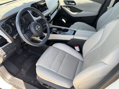 Used 2023 Nissan Rogue SL w/ SL Premium Package FWD image 10
