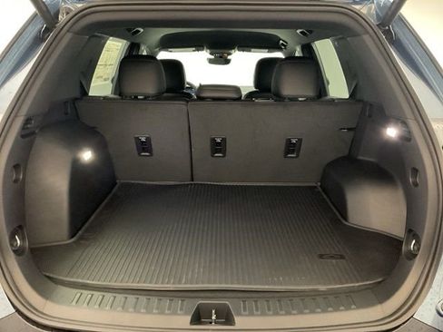 New 2026 Chevrolet Equinox LT w/ Convenience Package II FWD image 29