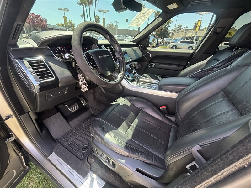Used 2020 Land Rover Range Rover Sport HSE Dynamic AWD/4WD image 11
