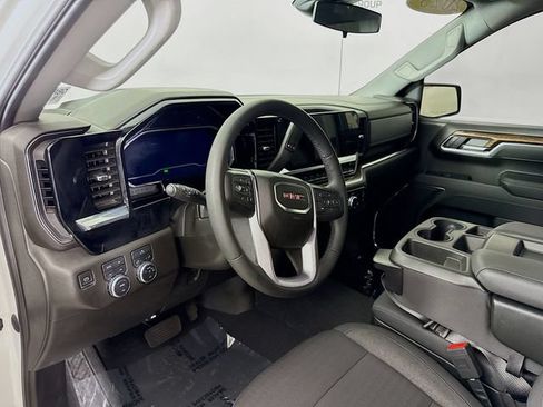 Used 2023 GMC Sierra 1500 Elevation w/ LPO, Elevation Black Package AWD/4WD image 10