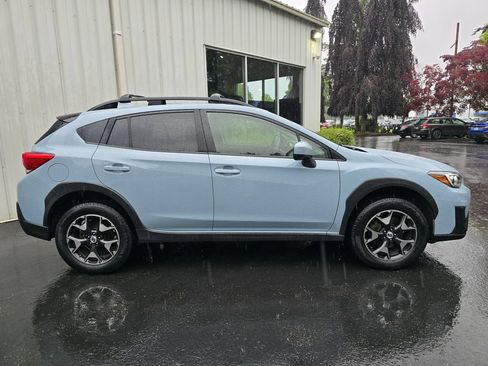 Used 2018 Subaru Crosstrek 2.0i Premium w/ Popular Package #3 AWD/4WD image 3