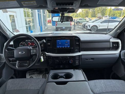 Used 2025 Ford F350 XLT AWD/4WD image 21
