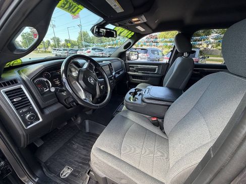 Used 2022 RAM 1500 Warlock AWD/4WD image 11