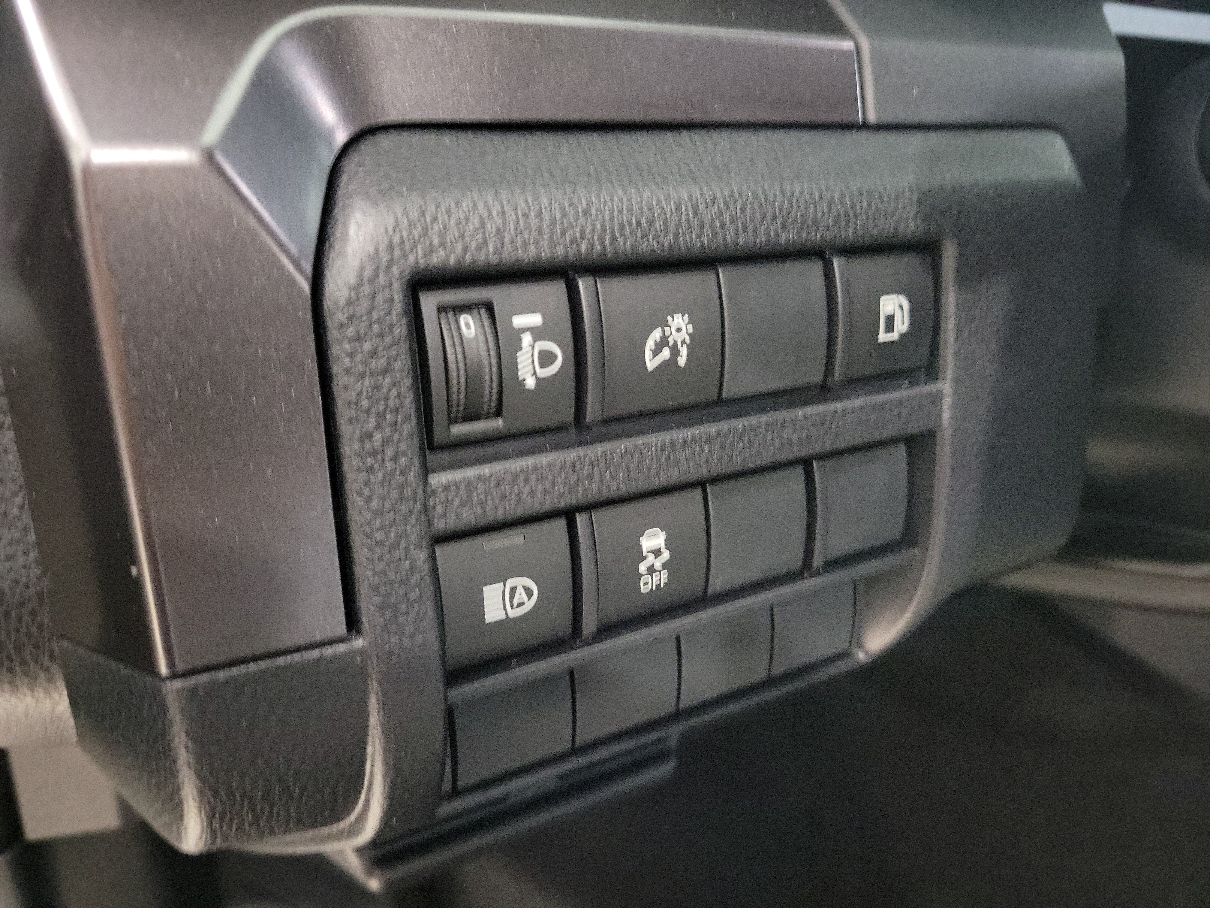Used 2026 Toyota 4Runner SR5 AWD/4WD image 20
