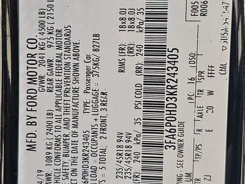 Used 2019 Ford Fusion SE w/ Equipment Group 151A FWD image 16