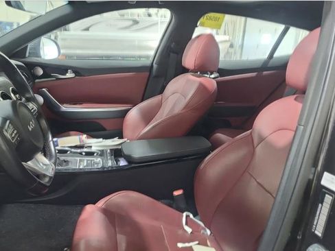 Used 2022 Kia Stinger GT-Line w/ Sun & Sound Package image 5