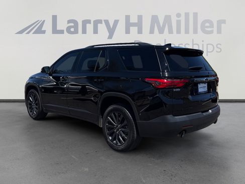 Used 2023 Chevrolet Traverse RS AWD/4WD image 3