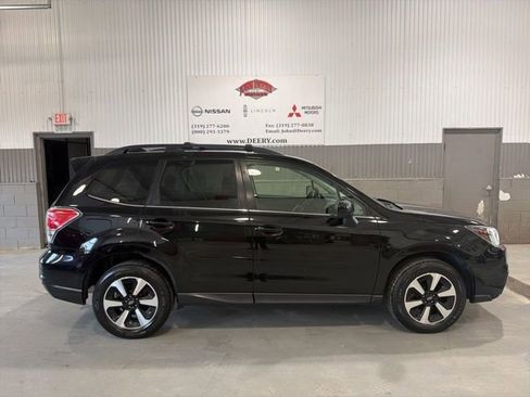 Used 2018 Subaru Forester 2.5i Limited image 2