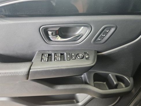 Used 2024 Honda Pilot Touring image 32