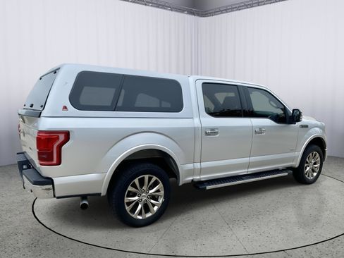 Used 2017 Ford F150 Lariat image 6