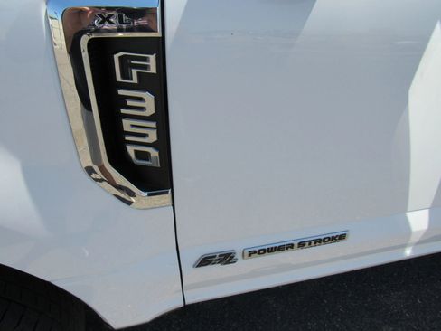 Used 2020 Ford F350 XL w/ Power Equipment Group AWD/4WD image 15
