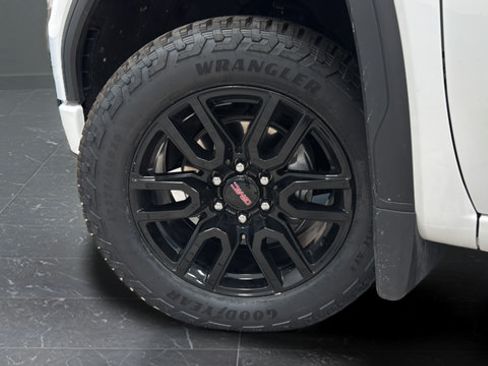 Used 2024 GMC Sierra 1500 Elevation AWD/4WD image 34