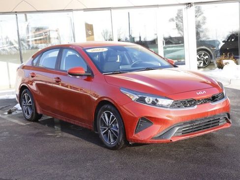 Used 2022 Kia Forte LXS image 1
