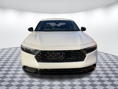 Used 2024 Honda Accord Sport image 5
