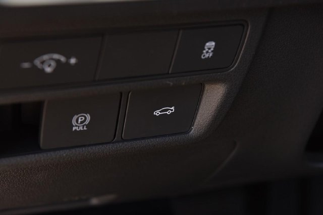 Used 2025 Hyundai Sonata SEL FWD image 10