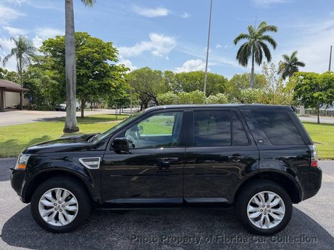 Used 2014 Land Rover LR2 AWD/4WD image 13