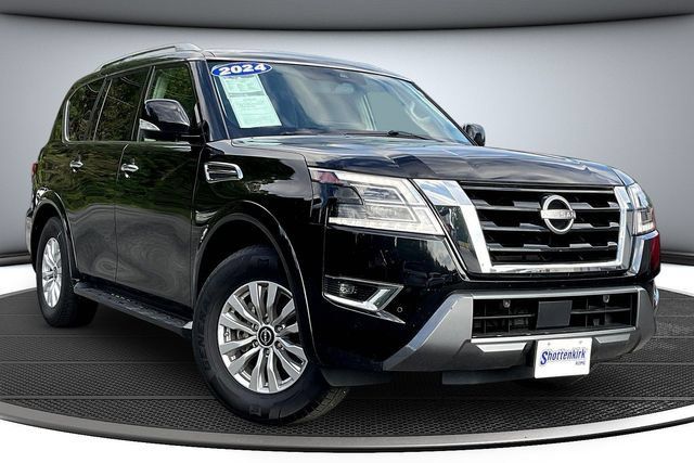 Used 2024 Nissan Armada SV RWD image 3