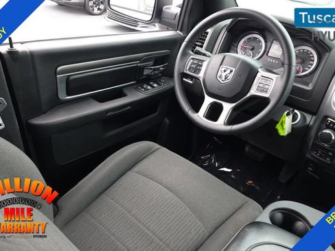 Used 2024 RAM 1500 Warlock AWD/4WD image 27