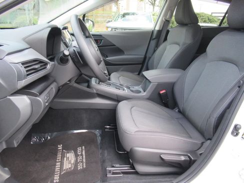 Used 2024 Subaru Crosstrek 2.0i Premium w/ Crosstrek Mirror Package AWD/4WD image 17