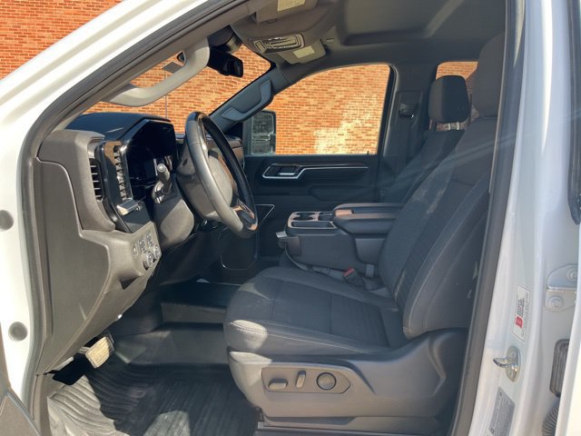 Used 2024 Chevrolet Silverado 3500 LT w/ Convenience Package AWD/4WD image 17