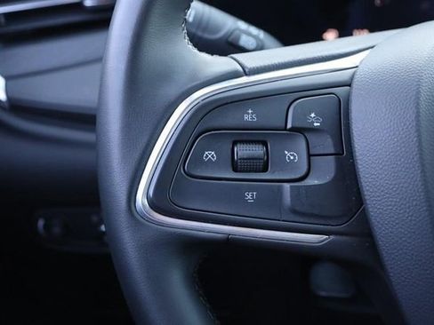 Used 2024 Buick Encore GX Sport Touring image 11