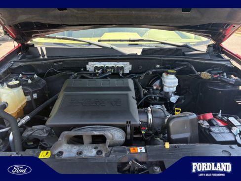 Used 2011 Ford Escape Limited w/ 302A Rapid Spec Order Code AWD/4WD image 21