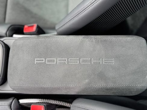 Used 2026 Porsche 911 Carrera GTS RWD image 34