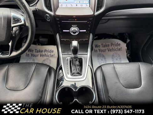 Used 2018 Ford Edge Titanium w/ Technology Package image 33