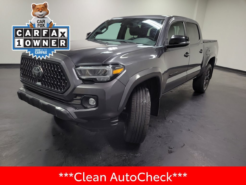 Used 2023 Toyota Tacoma Limited w/ Nightshade Package AWD/4WD image 4