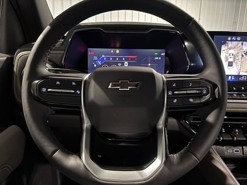 Used 2026 Chevrolet Colorado ZR2 w/ Technology Package image 20