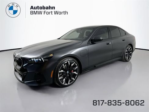 New 2026 BMW 550e xDrive w/ Executive Package image 1