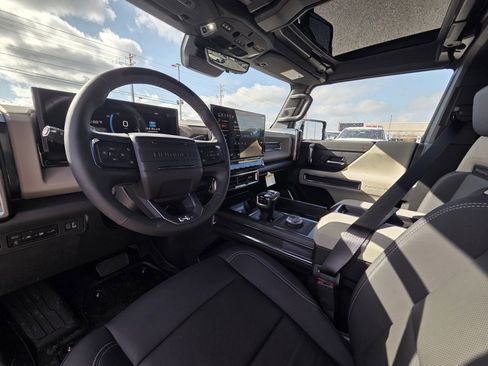 New 2026 GMC Hummer EV SUV image 9