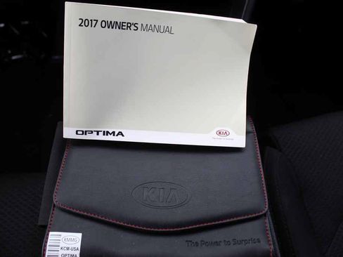 Used 2017 Kia Optima LX FWD image 24