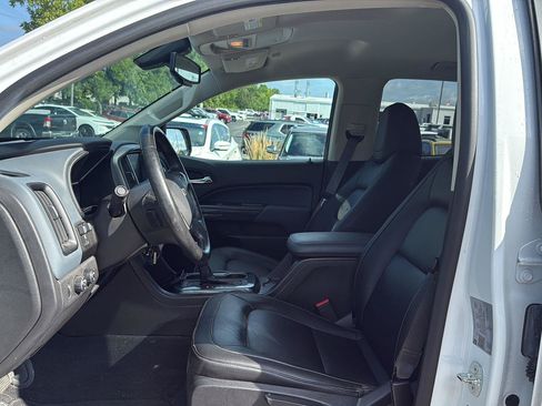 Used 2021 Chevrolet Colorado Z71 AWD/4WD image 9