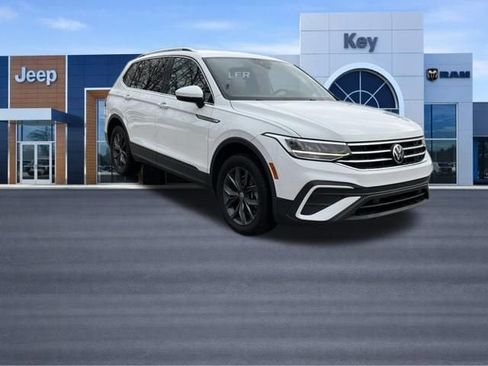 Used 2022 Volkswagen Tiguan SE image 8
