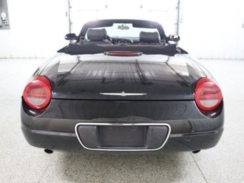 Used 2003 Ford Thunderbird image 8