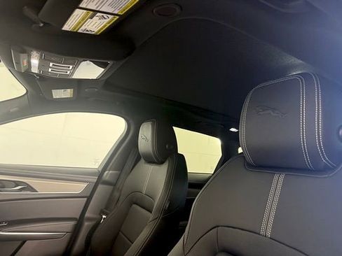 Certified 2025 Jaguar F-PACE R-Dynamic S image 13