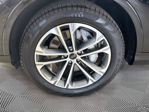 Certified 2026 Audi Q7 2.0T Premium AWD/4WD image 33