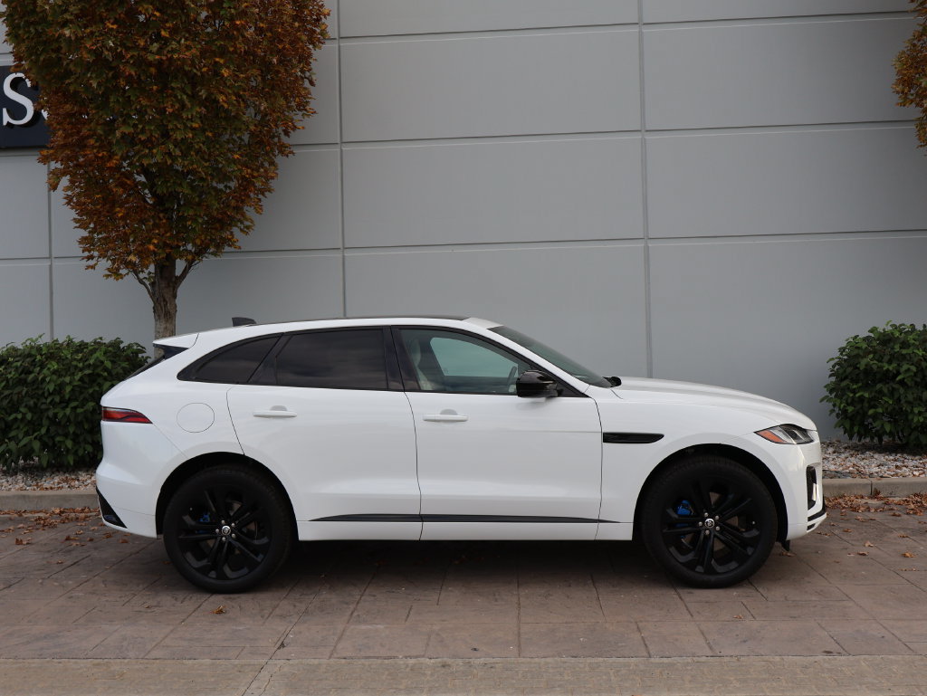 Used 2025 Jaguar F-PACE R-Dynamic S AWD/4WD image 5