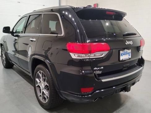 Used 2020 Jeep Grand Cherokee Overland AWD/4WD image 6