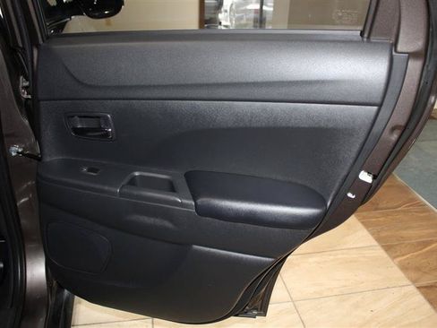 Used 2017 Mitsubishi Outlander Sport AWD image 33