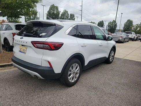 Used 2023 Ford Escape Active w/ Cold Weather Package FWD image 3