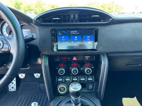 Used 2020 Toyota 86 RWD image 19