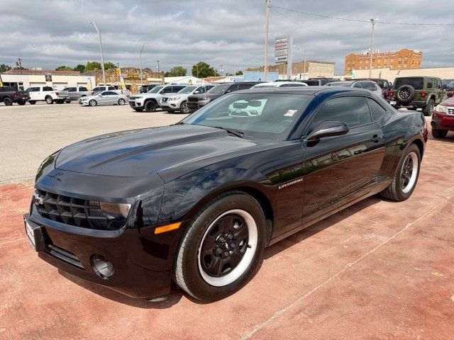 Used 2013 Chevrolet Camaro LS RWD image 1