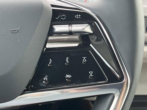 New 2026 Cadillac Vistiq Luxury AWD/4WD image 28