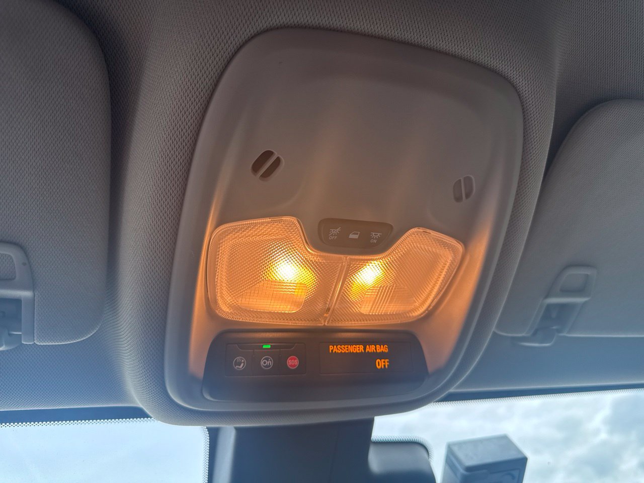 Used 2025 Buick Encore GX Preferred AWD/4WD image 14