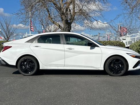 New 2026 Hyundai Elantra SEL Sport Premium w/ Cargo Package image 3