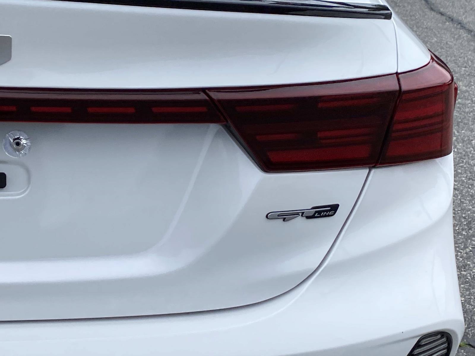 Used 2023 Kia Forte GT-Line w/ GT-Line Premium Package FWD image 5