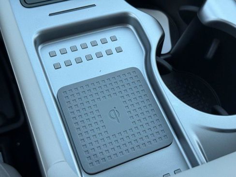 New 2026 Hyundai Ioniq 9 SE image 16